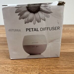 doTerra Petal Diffuser Essential Oil Aromatheraphy Purple with LED Light NEW